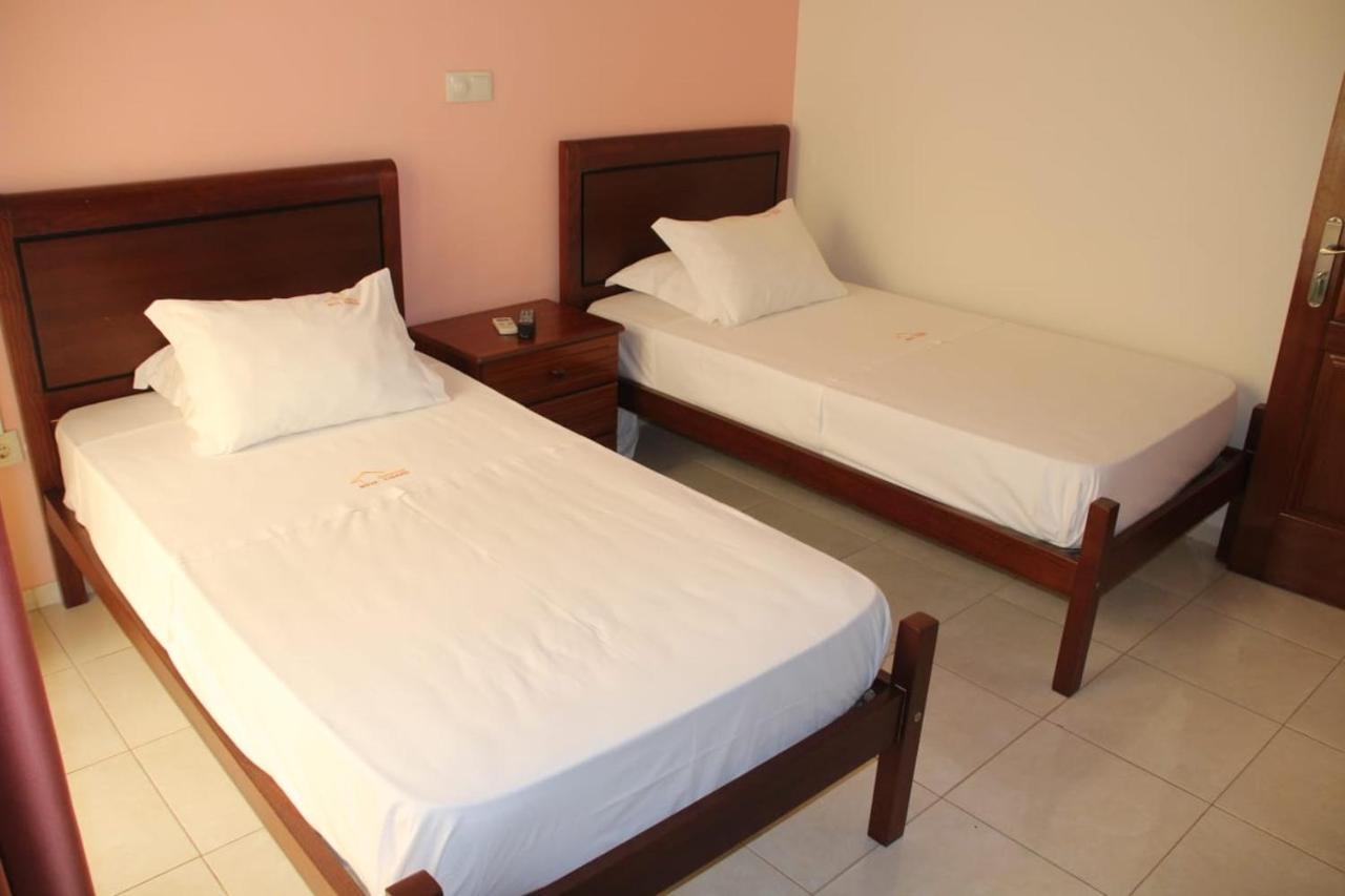 Restaurante Residencial Nova Cidade Porto Novo エクステリア 写真