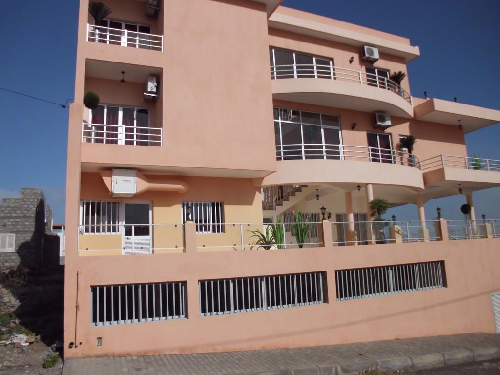 Restaurante Residencial Nova Cidade Porto Novo エクステリア 写真