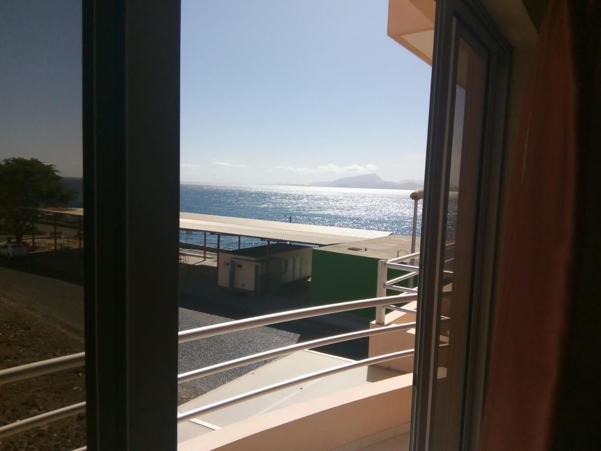 Restaurante Residencial Nova Cidade Porto Novo エクステリア 写真