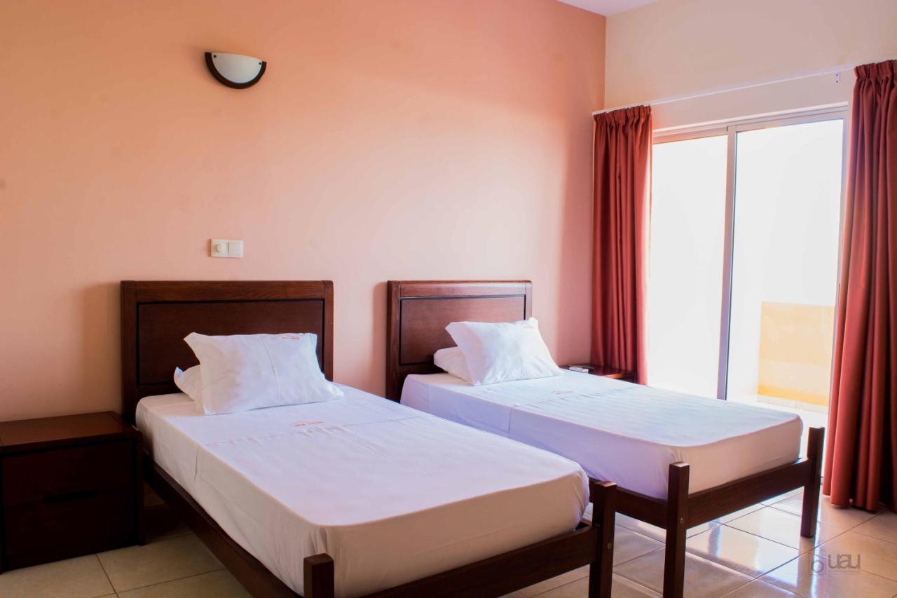 Restaurante Residencial Nova Cidade Porto Novo エクステリア 写真