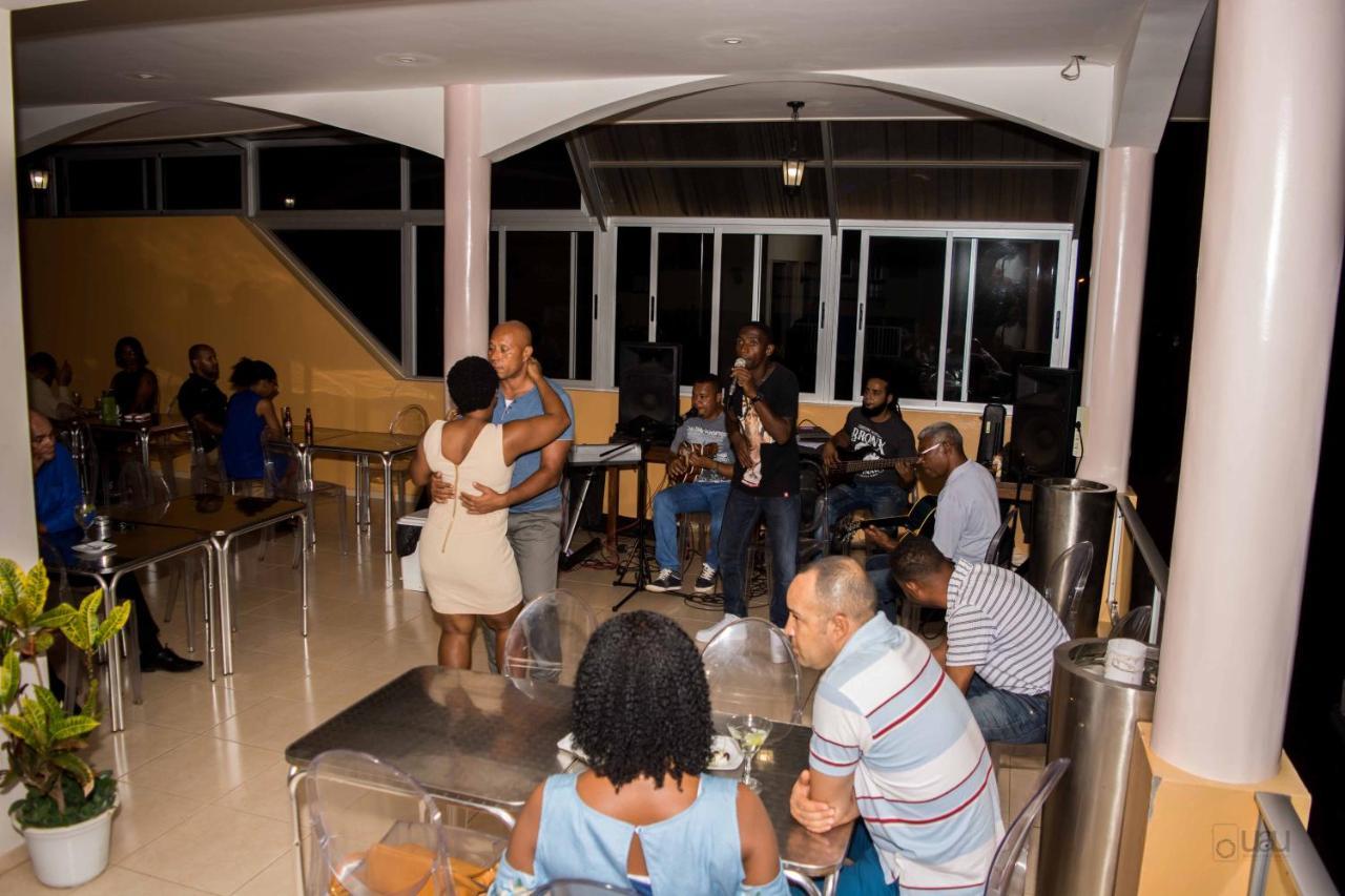 Restaurante Residencial Nova Cidade Porto Novo エクステリア 写真
