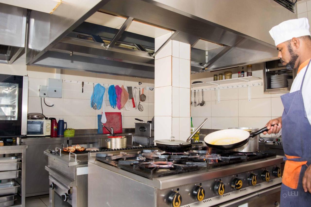 Restaurante Residencial Nova Cidade Porto Novo エクステリア 写真